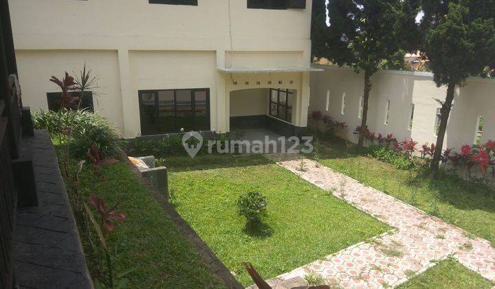 Dijual Villa Bagus 30 meter dari jalan raya Cipanas Cianjur Jawa Barat 2