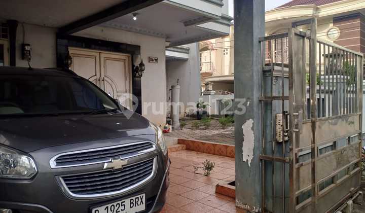 Dijual Rumah Bagus Hoek Di Palem Mutiara 2