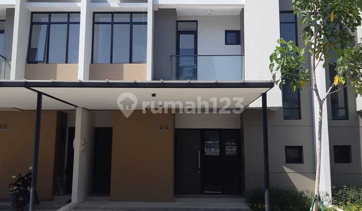 For Sale Nice Empty 2-Story House in Pik 2