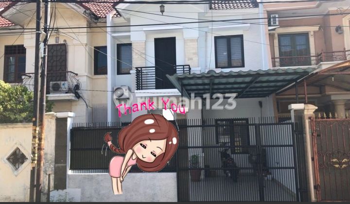 Disewakan Rumah 2 Semi Furnish Lantai di Taman Palem Lestari