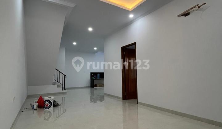 Rumah Brand New Baru di Muara Karang Minimalis Rumah Brand New Baru di Muara Karang Minimalis