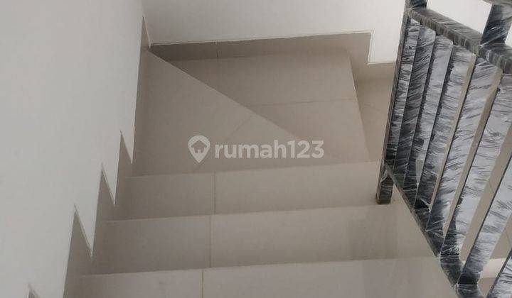 Dijual Rumah Pik 2 6x10 Cluster Danau Brand New  2