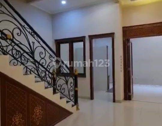 Rumah di puri Indah
Rapi siap huni Best Deal!!  1