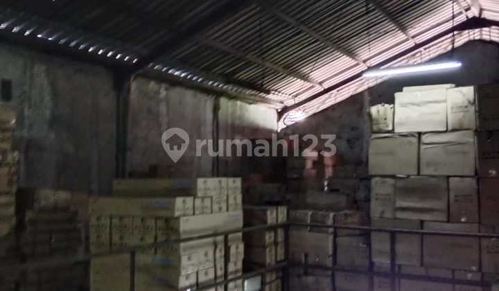Must sell small warehouse in Kosambi Permai