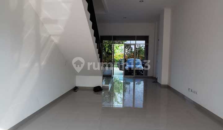 For Rent: La Riviera PIK Shop House, 3 floors