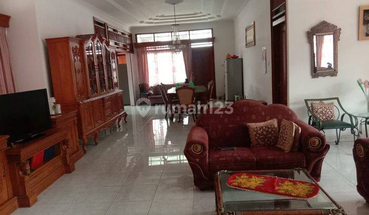Jarang Ada Rumah Klasik di Bandung Timur Sangat Nyaman Dihuni 3