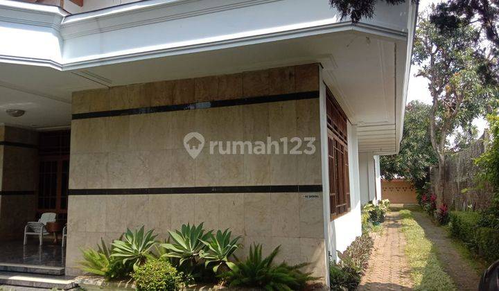 Jarang Ada Rumah Klasik di Bandung Timur Sangat Nyaman Dihuni 16