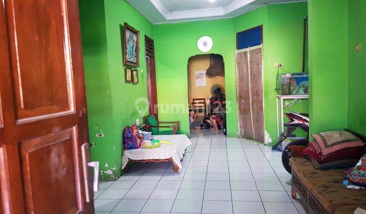 Rumah 2 Lantai Shm Butuh Renovasi 2