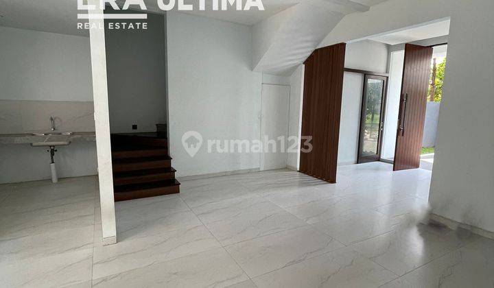 Dijual Rumah Mewah Murah Siap Huni di Mekarwangi 1