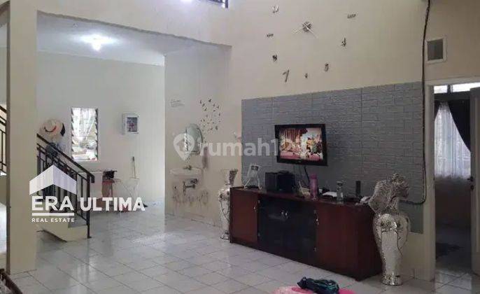 Dijual Rumah Terawat Cocok Untuk Kantor Atau Kotsan di Sayap Bkr 1