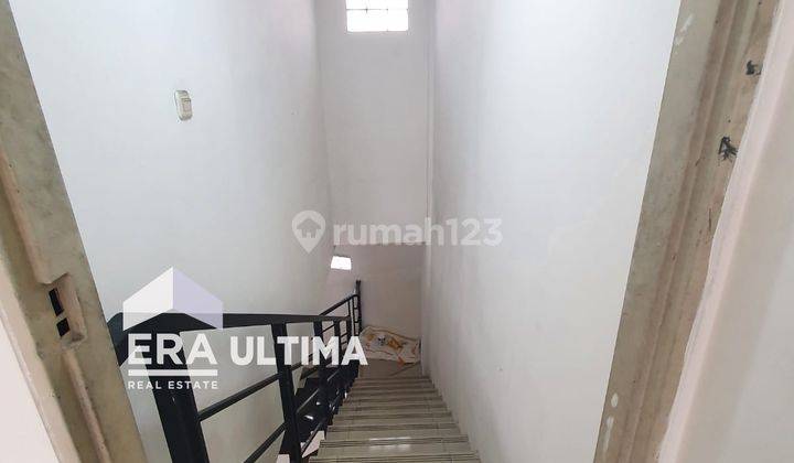 Disewa Ruko Terawat Siap Pakai di Cihampelas 9