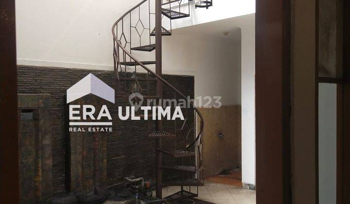 Rumah Bagus Dalam Komplek 2 Lantai di Batununggal 2