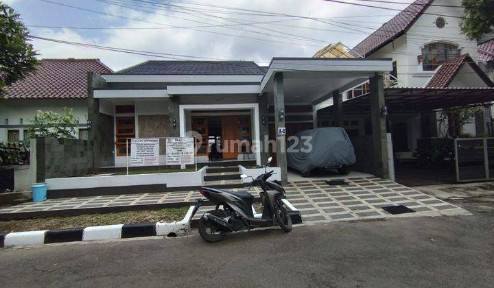 Rumah Bagus Unfurnished Sertifikat Hak Milik di Mitra Dago, Bandung 1