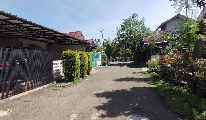 Rumah Butuh Renovasi Sertifikat Hak Milik di Jl Jupiter , Bandung 2