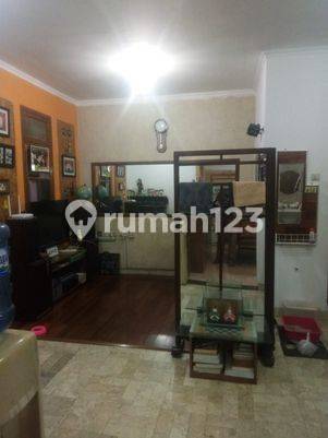 Dijual Rumah SHM di Cigadung, Bandung Utara 2