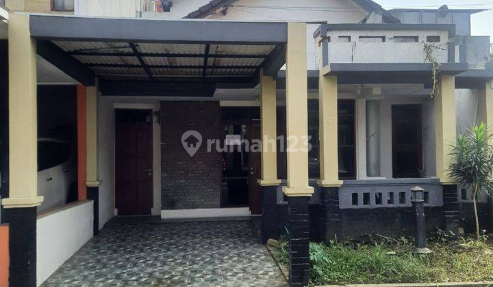 Rumah Bagus Unfurnished SHM di Bunga Bakung, Bandung 1