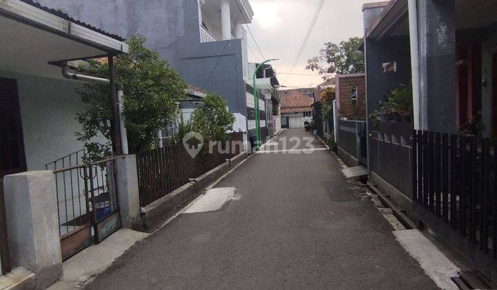 Rumah 2 Lantai SHM Butuh Renovasi di Jl Almunium  2