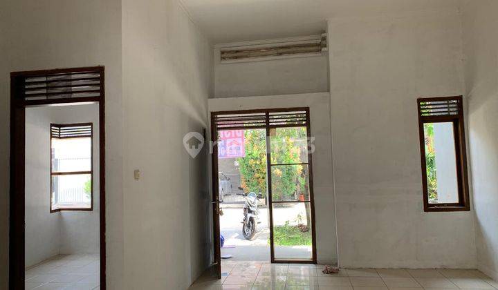 Rumah Bagus Unfurnished SHM Pesona Bali Bojongsoang, Bandung 2