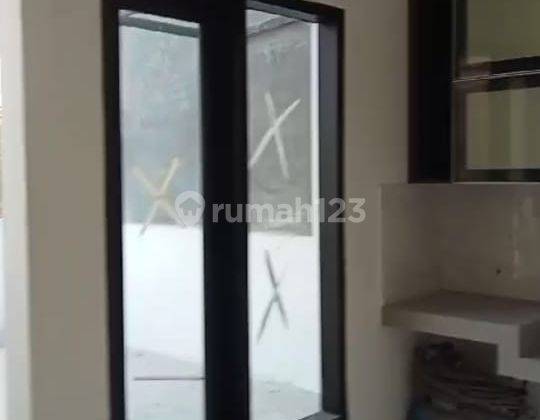 dapur rumah 2 lantai baru unfurnished