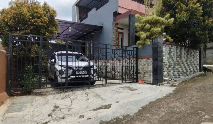 Rumah Bagus Unfurnished SHM Jl Kayana Residenc Cikadut, Bandung 1