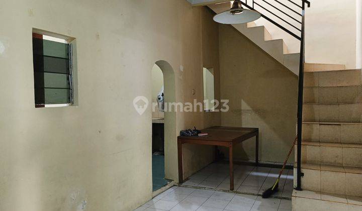 Rumah Unfurnished SHM di Antapani, Bandung 2