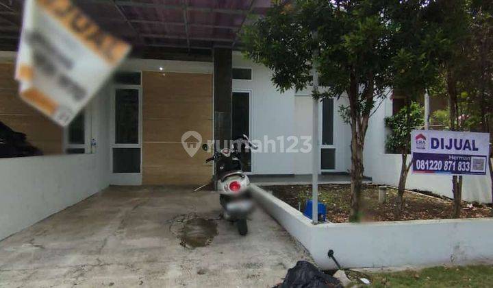 Rumah Bagus Unfurnished SHM di Rumah Bagus Cluster Calosa Cherifild, Bandung 1