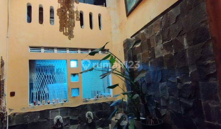 Rumah 2 Lantai Bagus Unfurnished SHM di Dago, Bandung 2