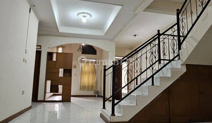 Rumah 2 Lantai Shm Bagus Siap Huni Di Komplek Panorama Arcamanik