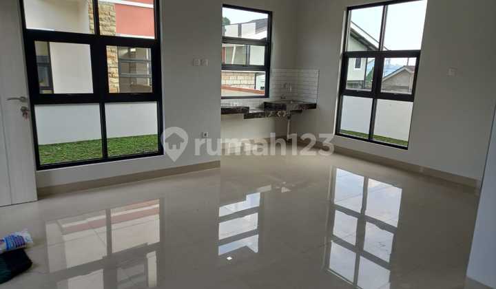 Nice House On Jl Manoko Lembang Bandung 2