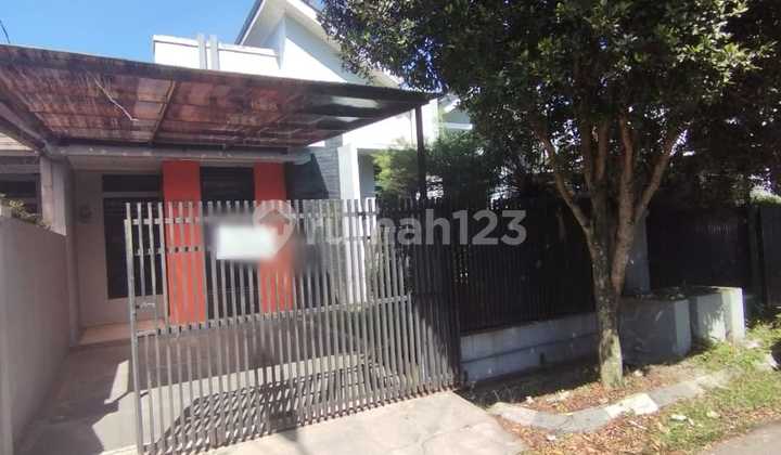 Rumah Bagus Unfurnished SHM Bumi Sariwangi, Bandung Rumah Bagus Unfurnished SHM Bumi Sariwangi, Bandung