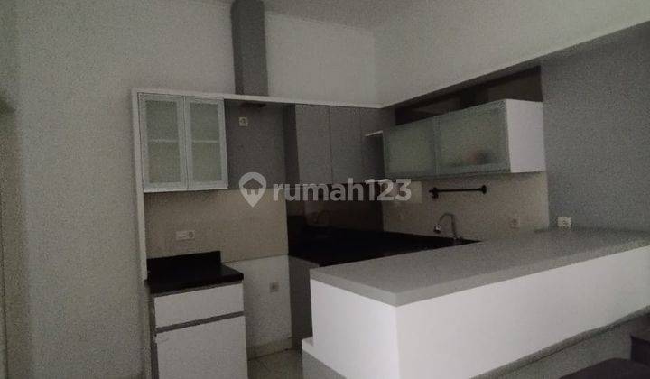 Rumah Bagus Unfurnished SHM di Komplek Mustika Residenc, Bandung 2