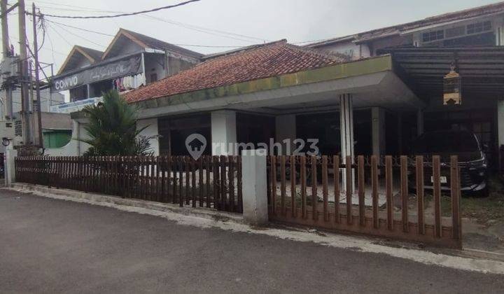 Rumah Bagus Unfurnished SHM di Sari Indah, Bandung 1