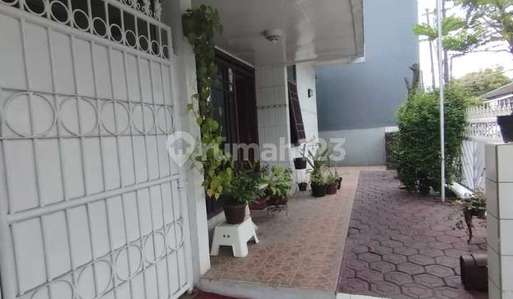 Dijual Rumah Butuh Minim Renovasi Unfurnished SHM Sangar Kencana, Bandung 2
