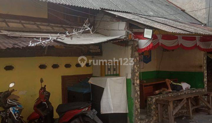 Dijual Rumah Tua Hitung Tanah di Roxi Jakpus 1