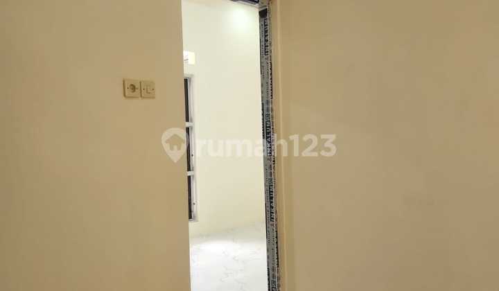 Rumah Full Renovasi Siap Huni di Taman Harapan Baru, Bekasi 2