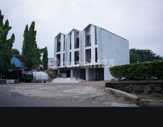 For Sale New Brand New 3-Story Shop House Igusti Ngurah Rai Kranji Bekasi 1