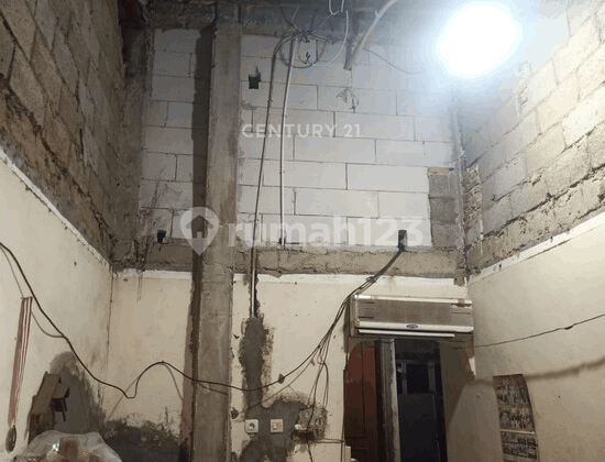 Turun Harga Rumah Perlu Renovasi Pondok Ungu Permai Sektor V 2