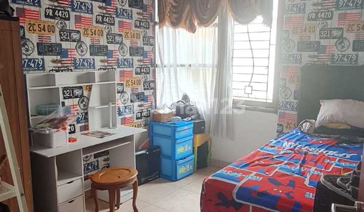 Dijual Rumah 2 Lantai Siap Huni di Cluster Heliconia, Harapan Indah, Bekasi 2