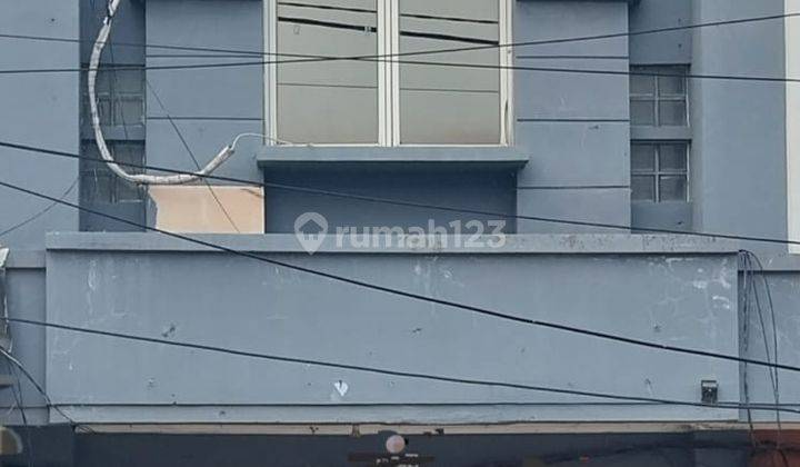 Ruko 2 Lantai Cocok Untuk Tempat Usaha 1