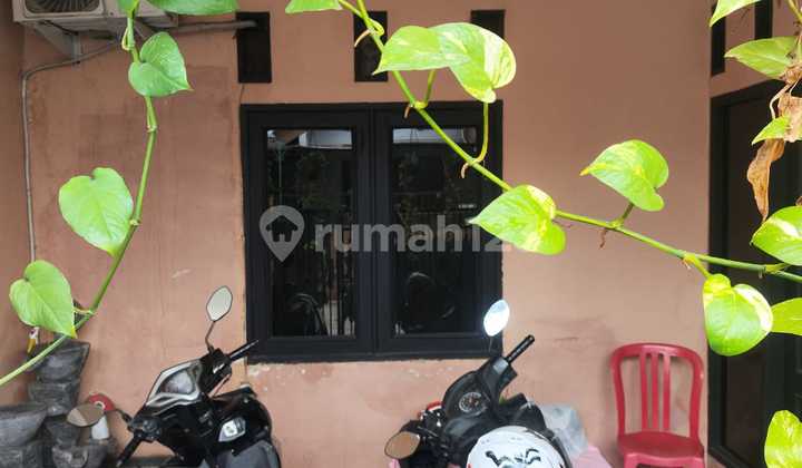 Strategis! Rumah 1,5 Lantai di Tityan Kencana, Bekasi – Lingkungan Nyaman 2