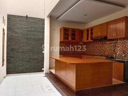 Rumah Cantik Dan Modern Cocok Untuk Keluarga Siap Huni Dan Nyaman 2