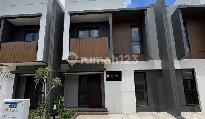 Disewakan Rumah Mewah Modern di Sumarecon Crown Gading Bekasi