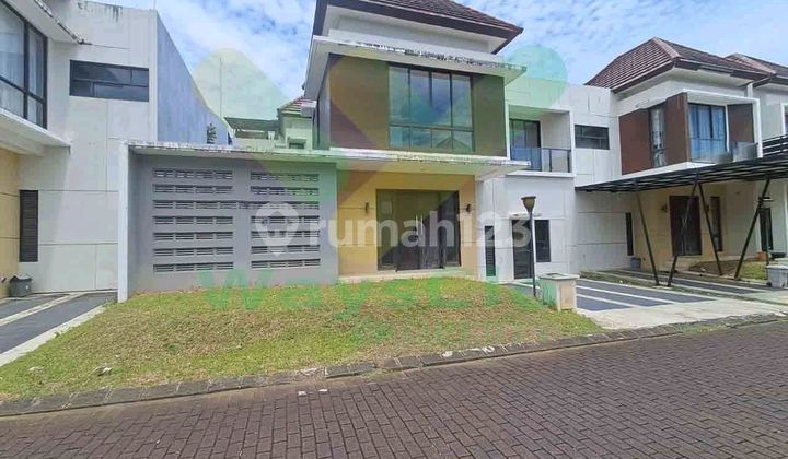 Disewakan Rumah Cantik Dan Menarik Daerah Holland Village, Harga Sangat Murah 1