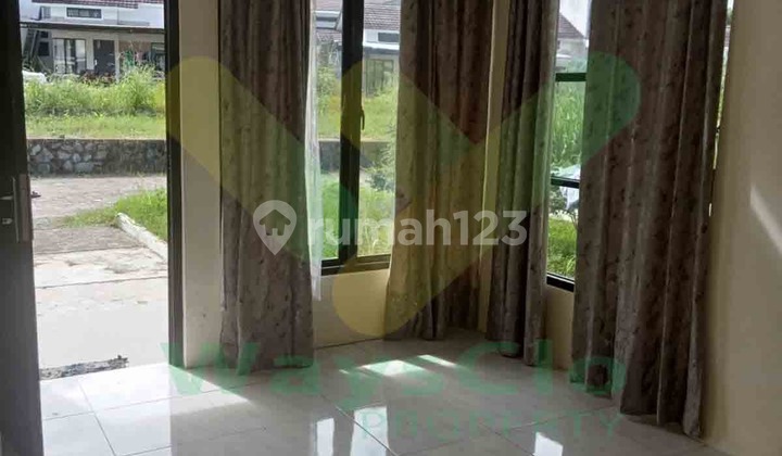 Dijual Cepat Rumah Cantik Daerah Grand Meridian, Harga Sangat Murah 2