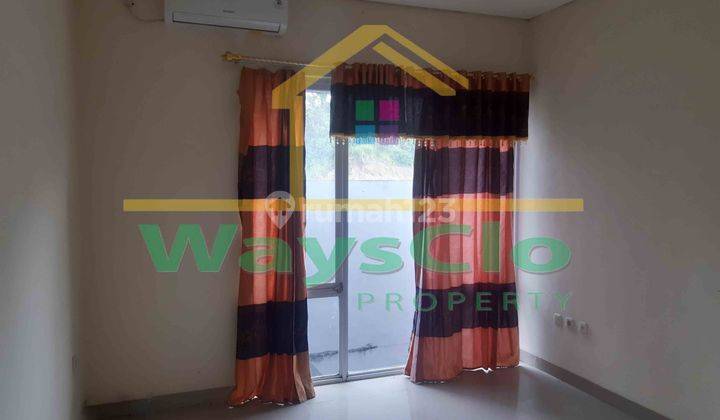 RUMAH MENARIK DUA LANTAI DI GRAND MERIDIAN, TURUN HARGA SANGAT MURAH 4