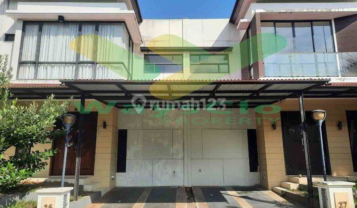 Disewakan Rumah Cantik Dan Menarik Daerah Holland Village, Harga Sangat Murah 1