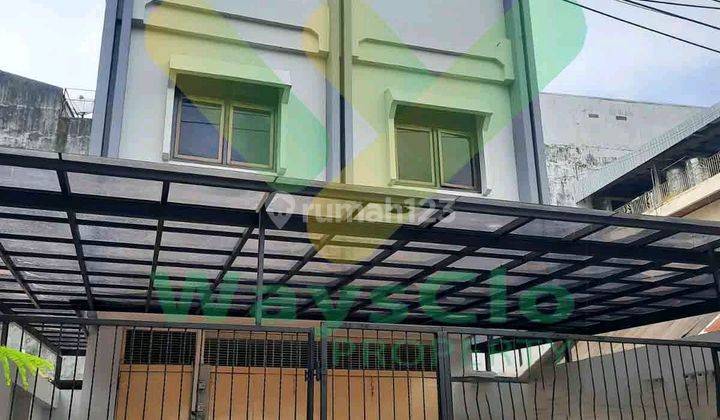 Disewakan Ruko Cantik Dan Strategis Daerah Wenang, Harga Sangat Murah 1