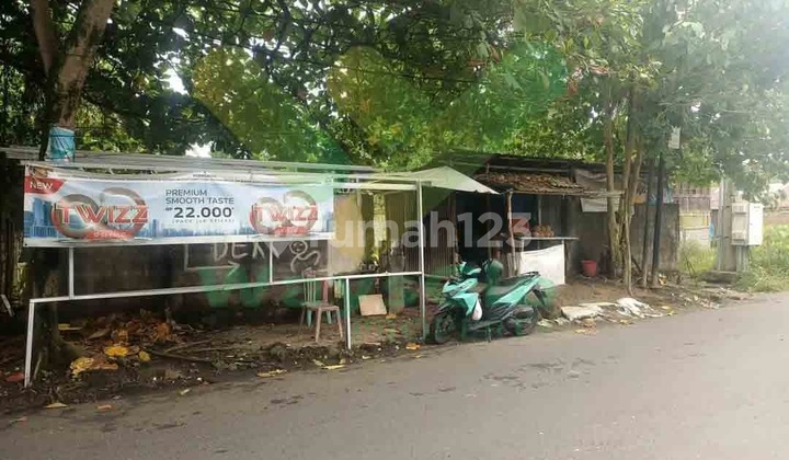 Land for Sale Fast, Attractive and Strategic Area in Tikala, Very Low Price Land for Sale Fast, Attractive and Strategic Area in Tikala, Very Low Price