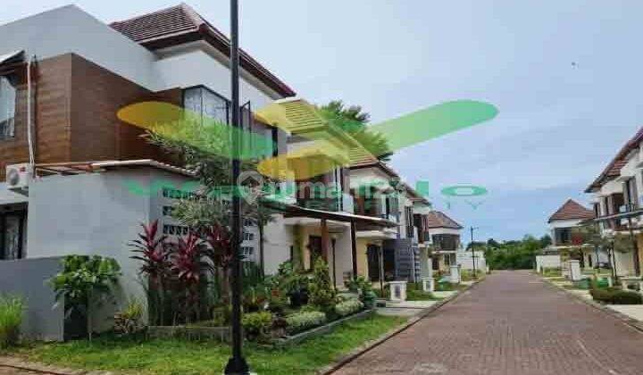 Dijual Cepat Rumah Cantik Dan Menarik Di Holland Village, Harga Sangat Murah 1