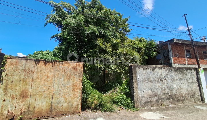 Quick Sale: Beautiful and Strategic Land in the Center of Manado City, Very Affordable Price Quick Sale: Beautiful and Strategic Land in the Center of Manado City, Very Affordable Price